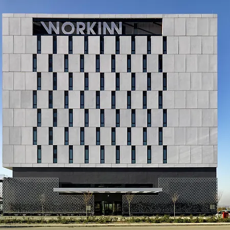 Workinn 5* Γκέμπτζε